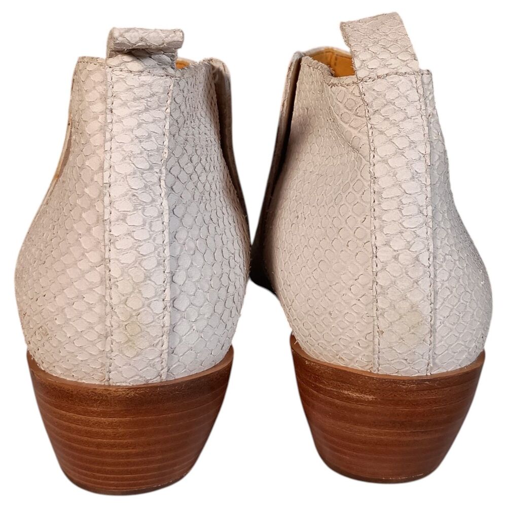 Saks Off 5th 10022- Shoe Ankle Boots Womens 8.5 Off White Leather Snake 38.5 — image 8 of 8